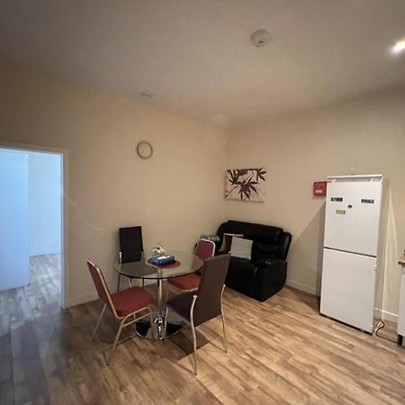 Aberdeen Stay Central 2 Beds Apartment Buitenkant foto