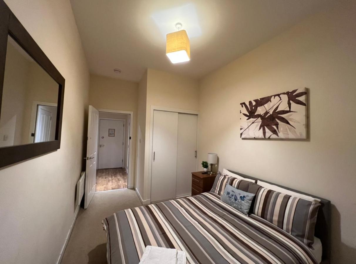 Aberdeen Stay Central 2 Beds Apartment Buitenkant foto
