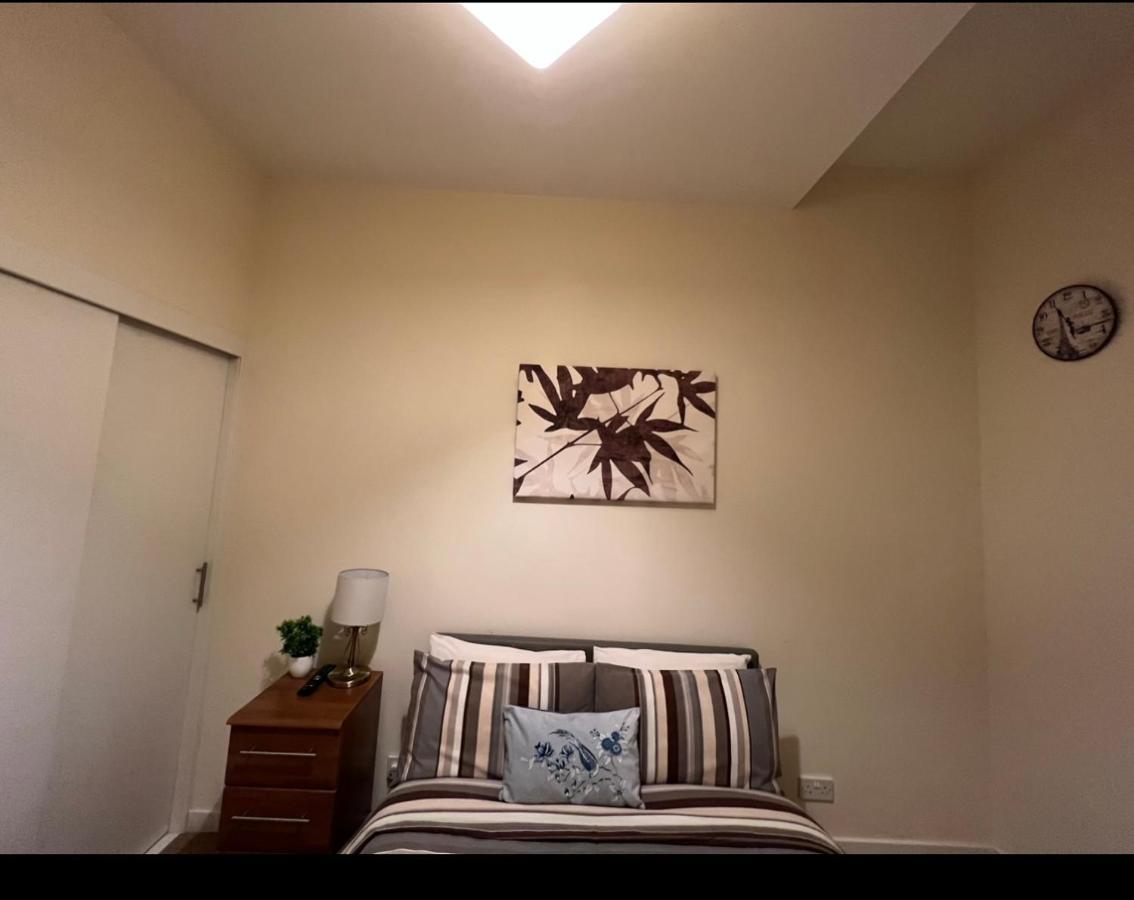 Aberdeen Stay Central 2 Beds Apartment Buitenkant foto