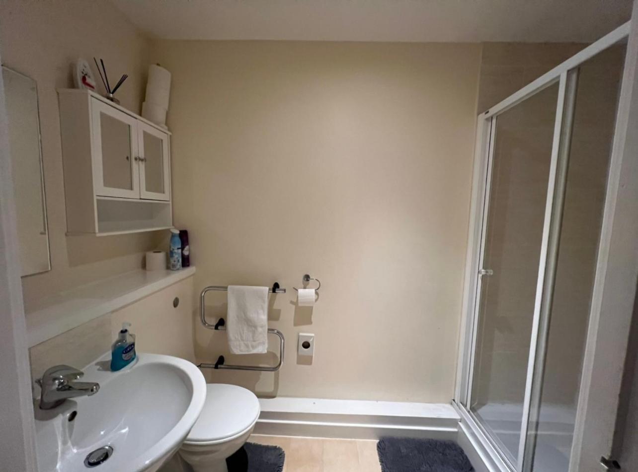 Aberdeen Stay Central 2 Beds Apartment Buitenkant foto